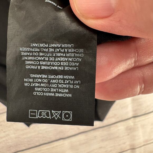 Cuts Clothing AO Curve-Hem Tee Mens Large Black Signature Fit PYCA Pro - Picture 8 of 11